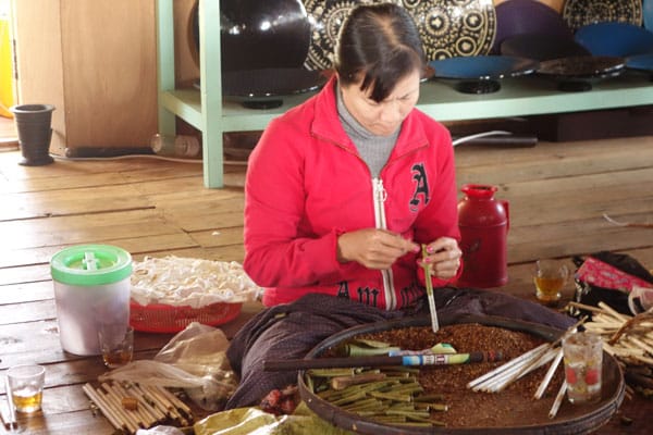 Inle Lake Herstellung Cherott Zigaretten